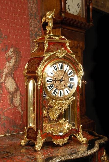 fig 2. ***** SOLD ***** Fine Antique French Boulle Bracket Clock.
